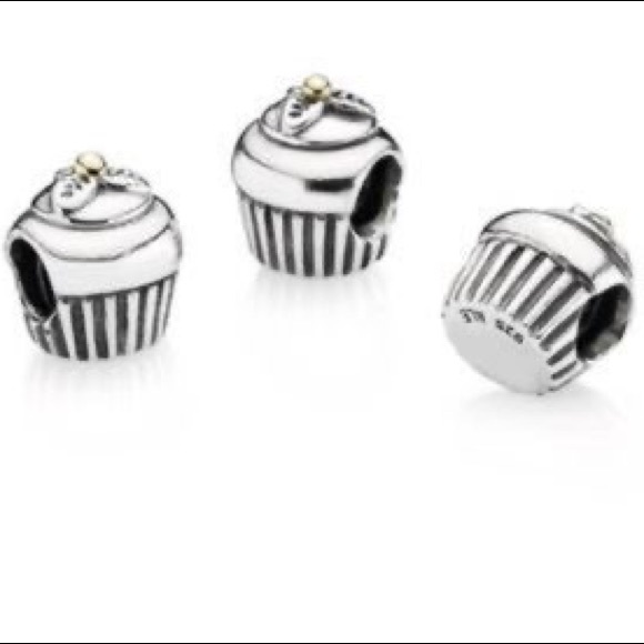Pandora Cupcake Bracelet Charm - Picture 2 of 4